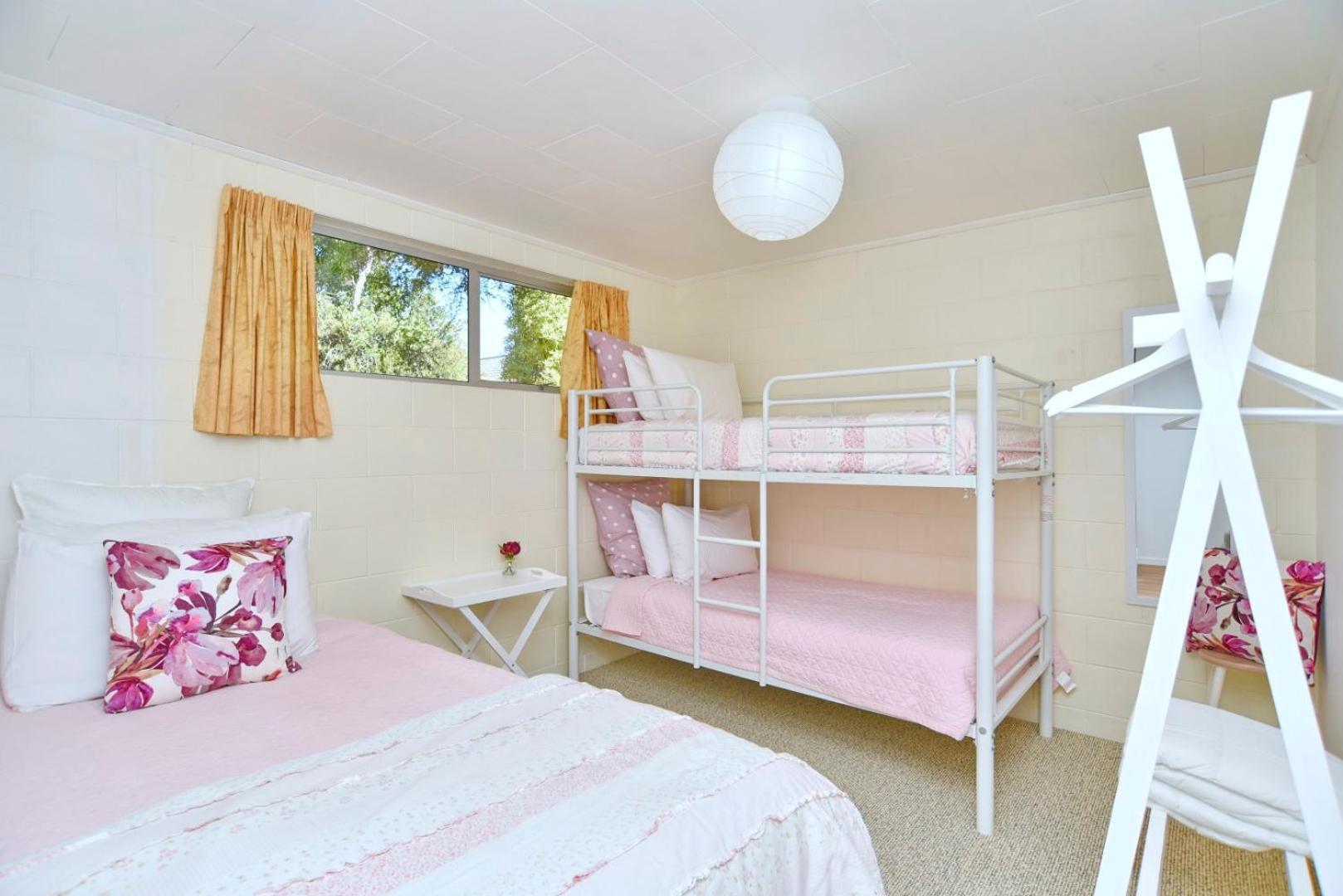 Akaroa Harbour View - Christchurch Holiday Homes Kültér fotó